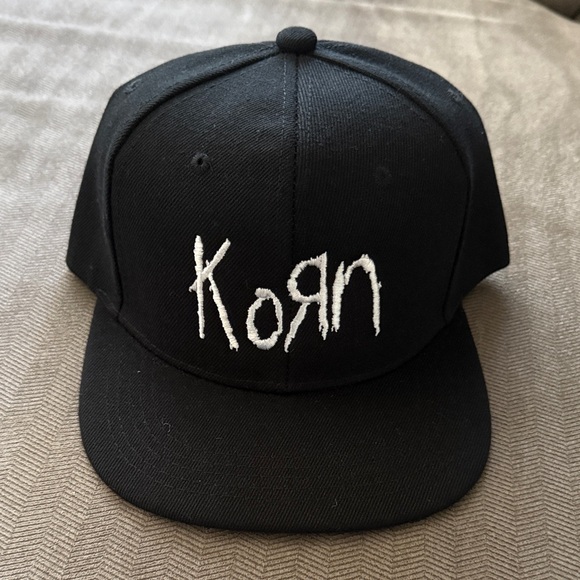 Korn | Accessories | Korn Black Snapback Hat New | Poshmark